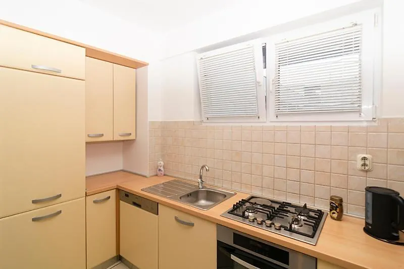 Apartment Vlahov ザダル